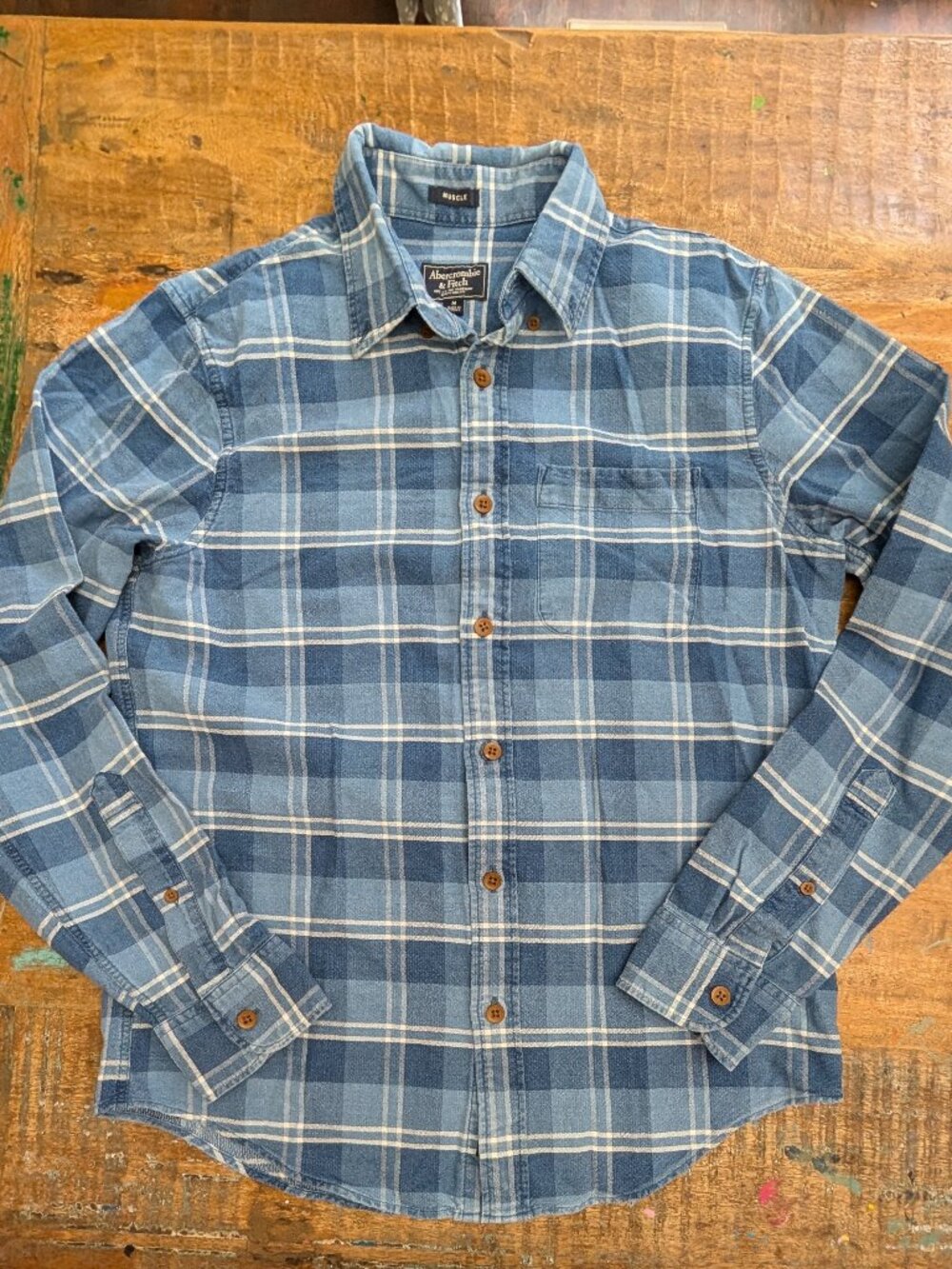 Abercrombie & Fitch Muscle Fit Flannel Shirt Men’s Medium Blue Plaid